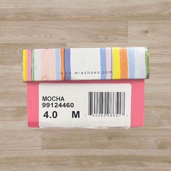 Mia Sandals Toddler Size 4 - Picture 8 of 8